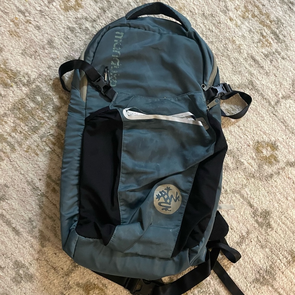 Manduka yoga backpack